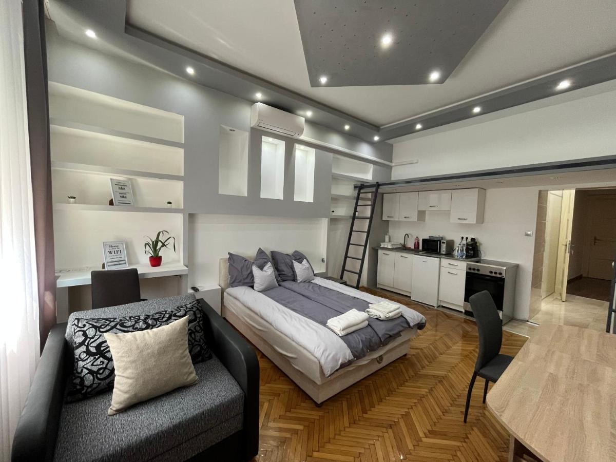 Szechenyi Apartman Miskolc Exteriör bild