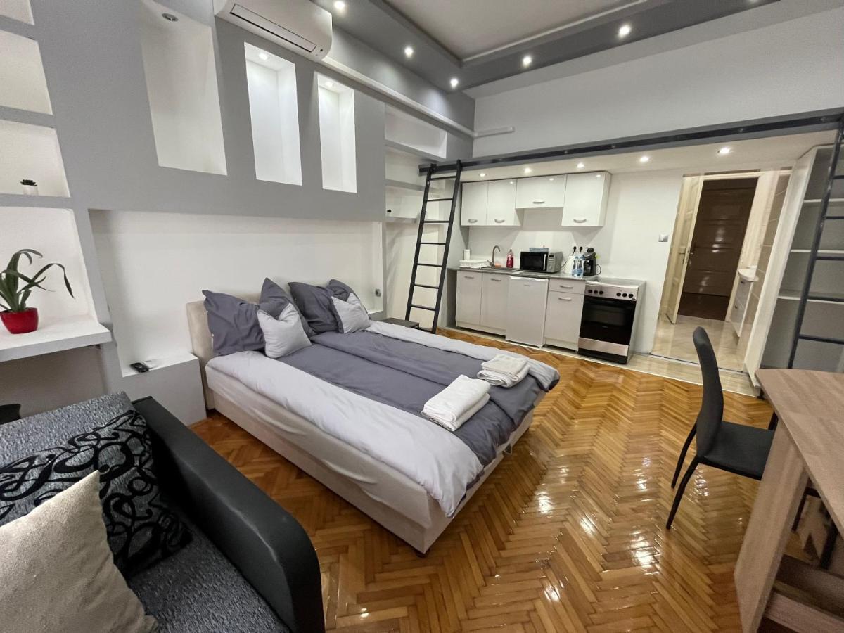 Szechenyi Apartman Miskolc Exteriör bild