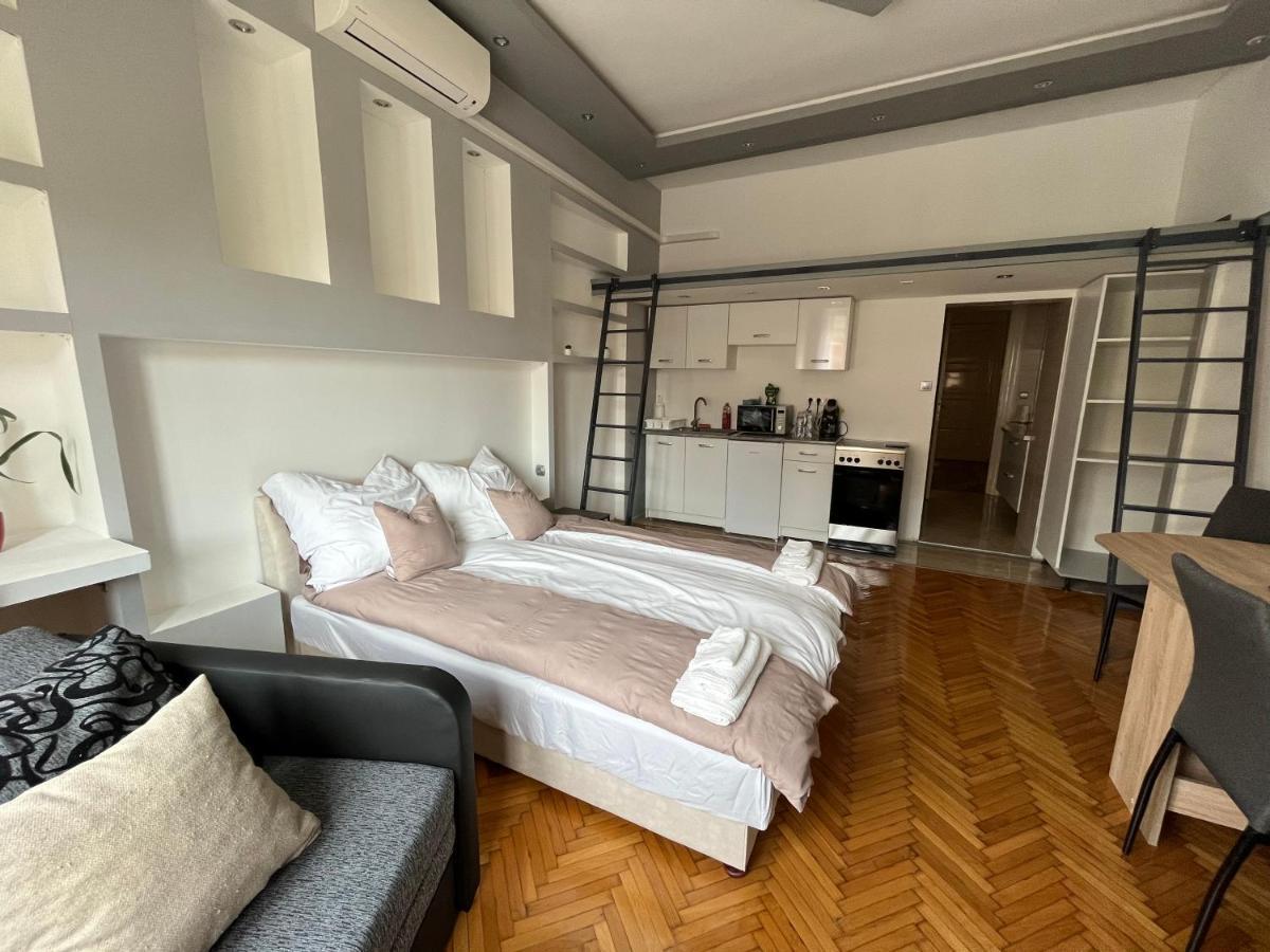 Szechenyi Apartman Miskolc Exteriör bild