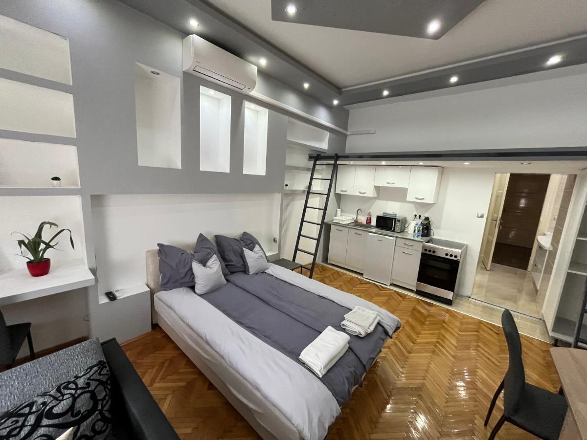 Szechenyi Apartman Miskolc Exteriör bild